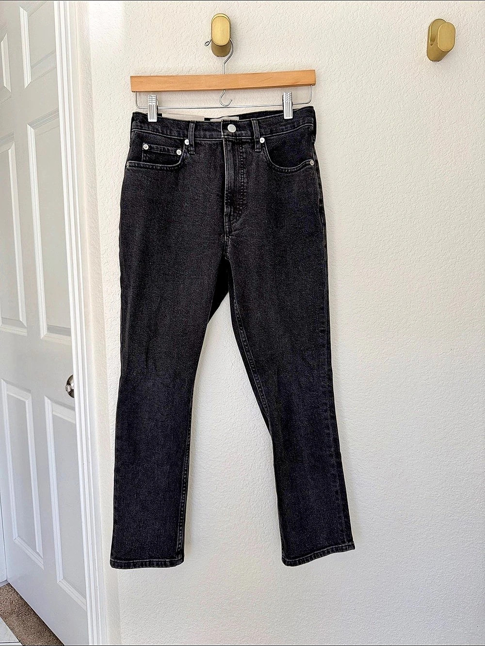 Everlane The Original Cheeky Jean Straight Leg Jeans in Black Waist 27